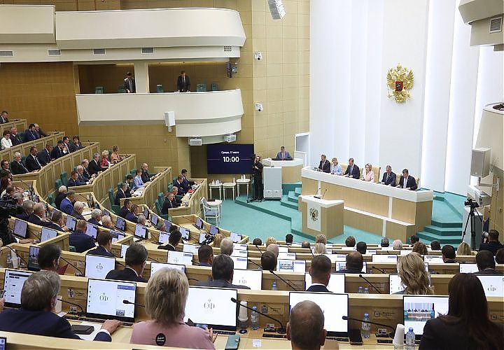 Совет Федерации одобрил законы об эскроу на ИЖС